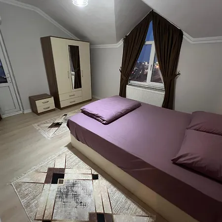 Must House *