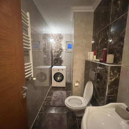 Must House Apartment *